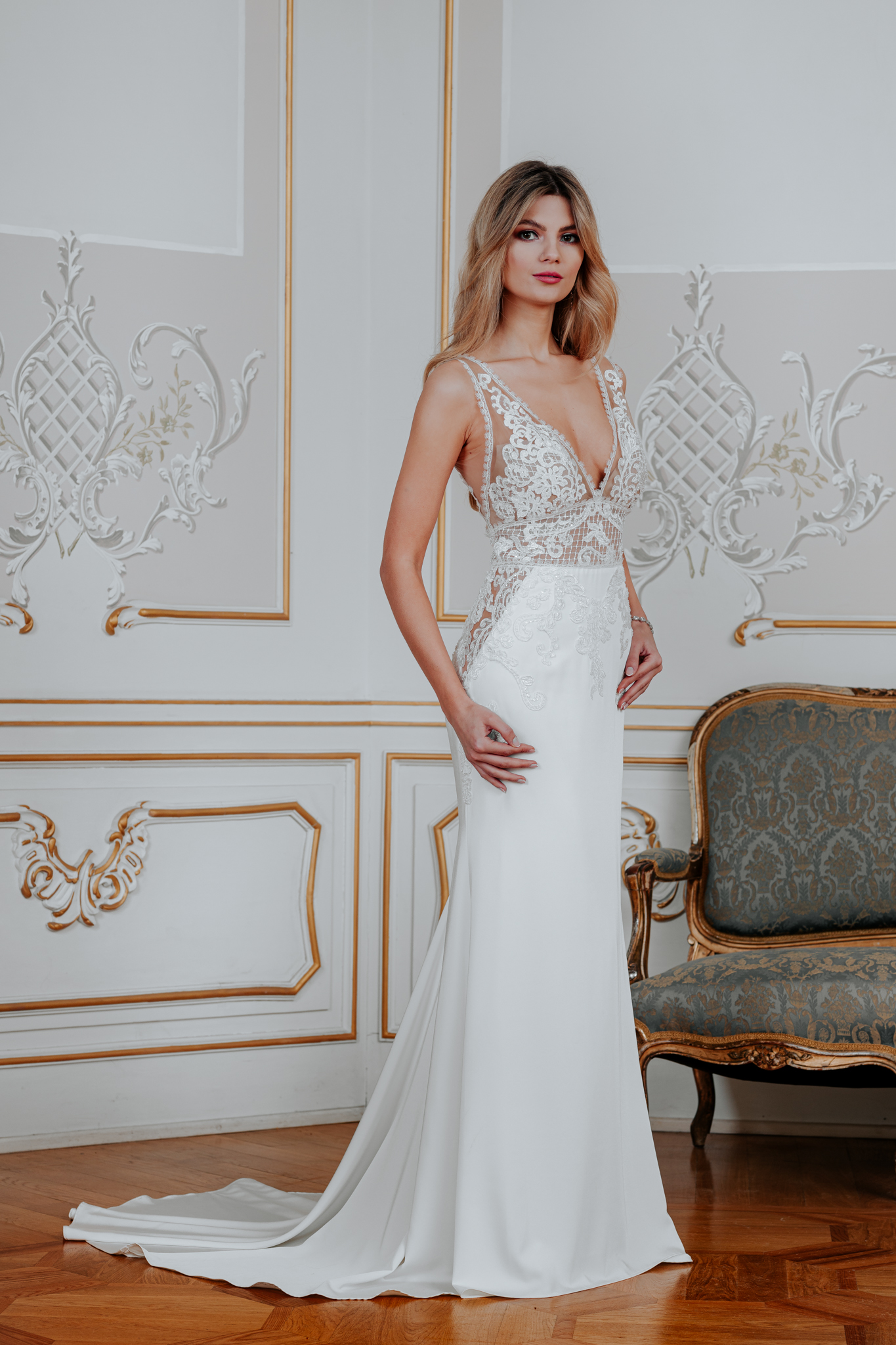 Suknia ślubna Adelaide  - Relevance - kolor Ivory/champagne - rozmiar 38 - Salon Le Mariage